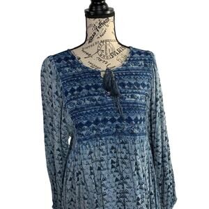 Sigrid Olsen Women’s Medium Blouse Scoop Neck Tassel Elastic Cuff 100% Rayon